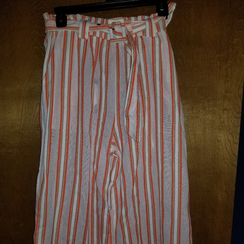 Loose pants